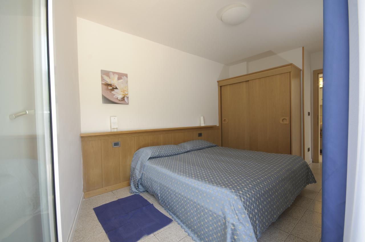 Casa Toblini Al Lago On The Beach Torbole Sul Garda Екстер'єр фото