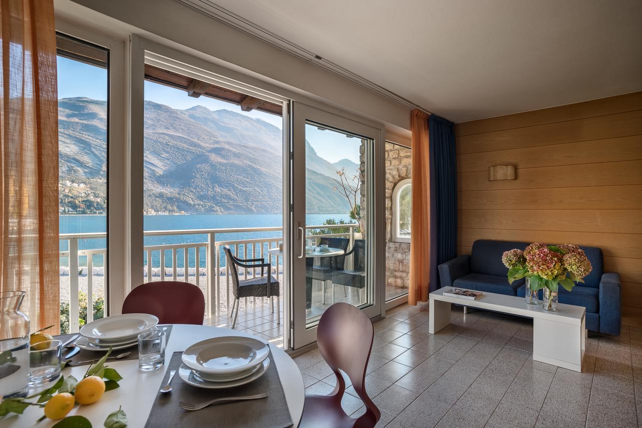 Casa Toblini Al Lago On The Beach Torbole Sul Garda Екстер'єр фото