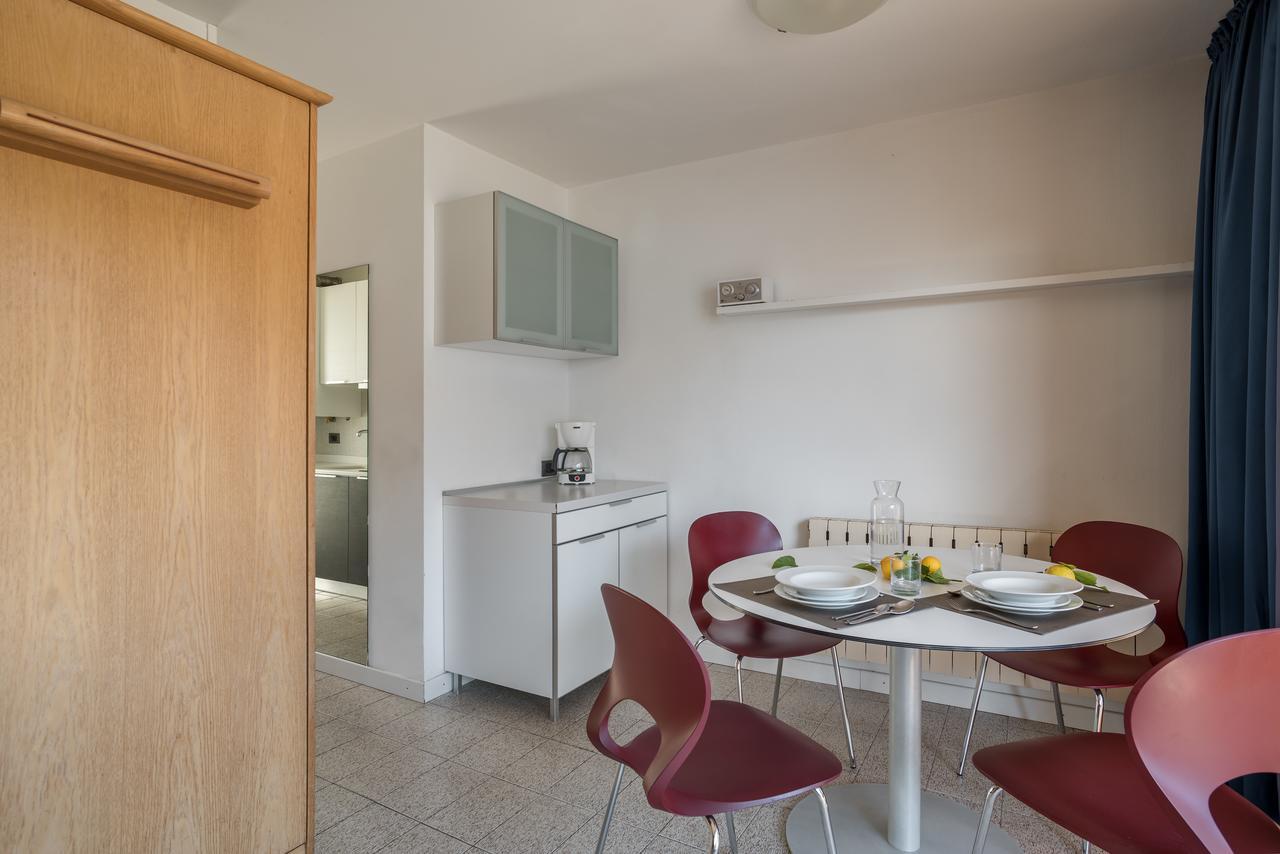 Casa Toblini Al Lago On The Beach Torbole Sul Garda Екстер'єр фото