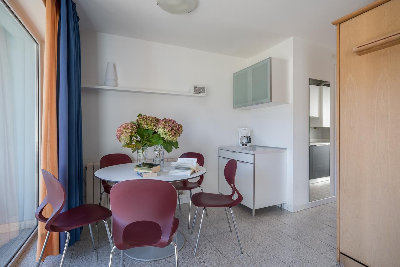 Casa Toblini Al Lago On The Beach Torbole Sul Garda Екстер'єр фото