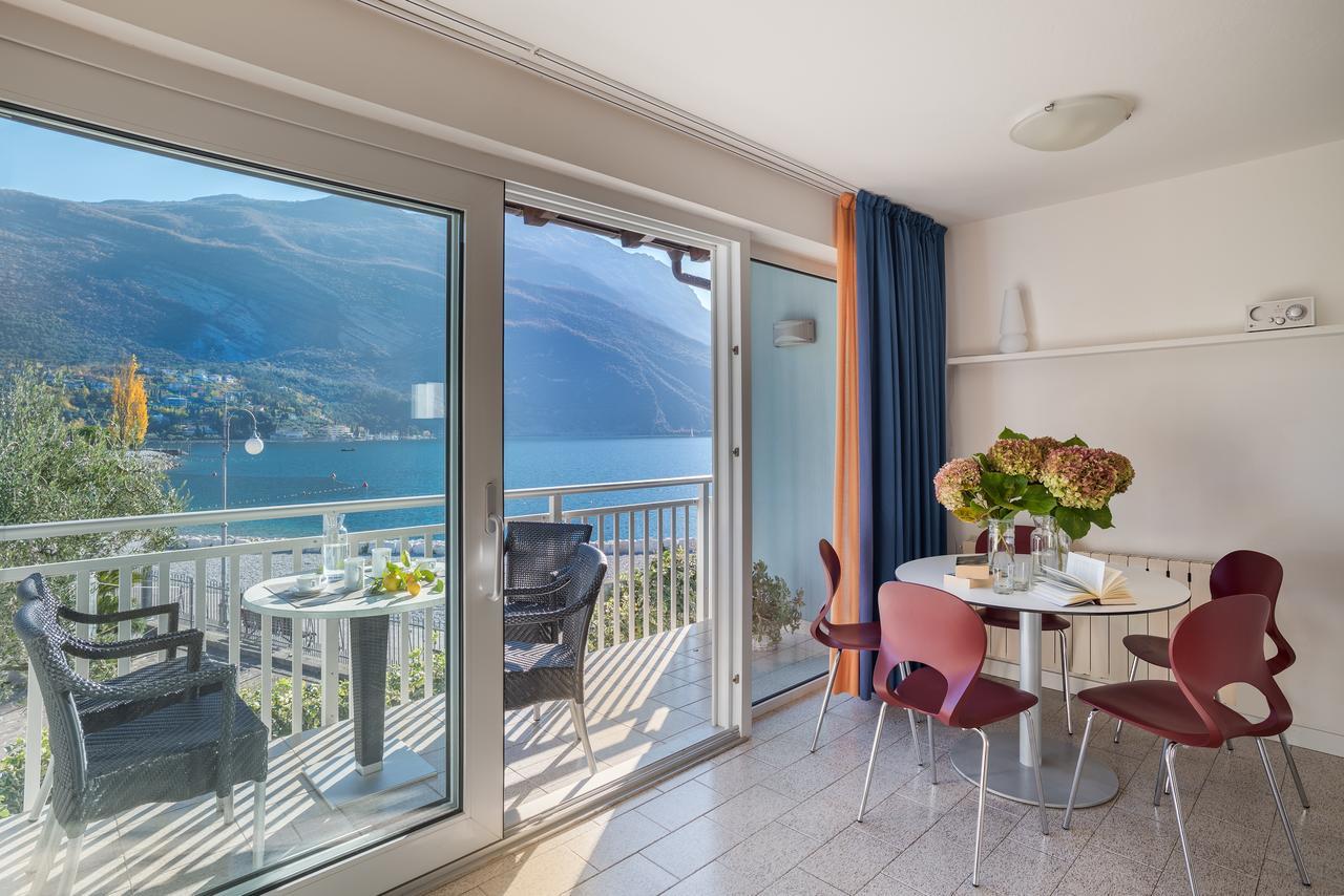 Casa Toblini Al Lago On The Beach Torbole Sul Garda Екстер'єр фото